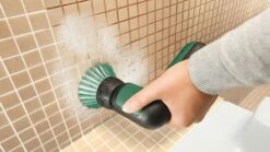 Bosch Brosse De Nettoyage Sans Fil Universalbrush + Acc + Usb -Karch Jardin Magasin 646daf1a875095.42824949