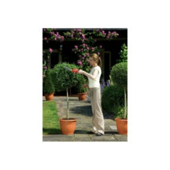 Black & Decker Sculpte Haie - Cisaille à Gazon Black Et Decker - 7,2v - Batterie 1,5ah - Gsl700-qw -Karch Jardin Magasin 64831c0dce89c6.02080360